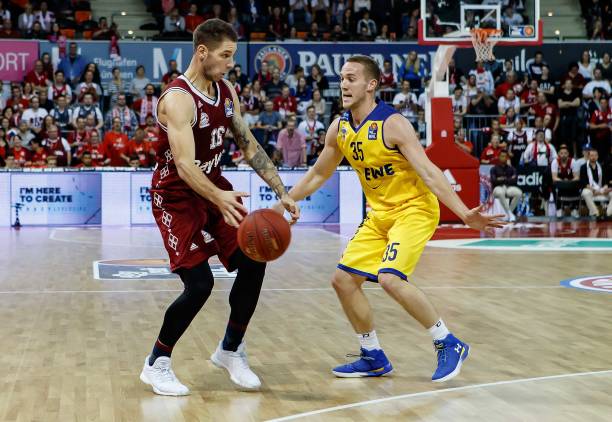 四五号位被 四五号位被